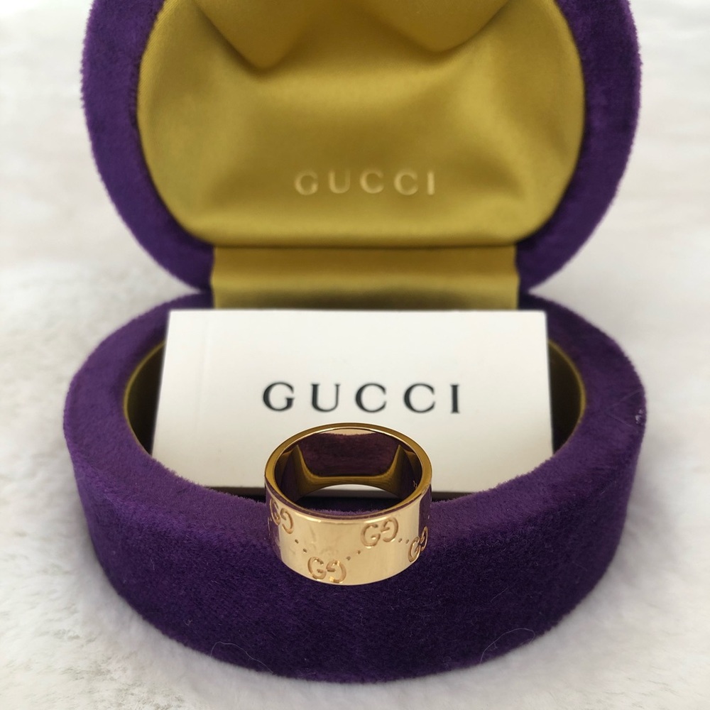 LAST CHANCE! Authentic 18k gold Gucci icon ring